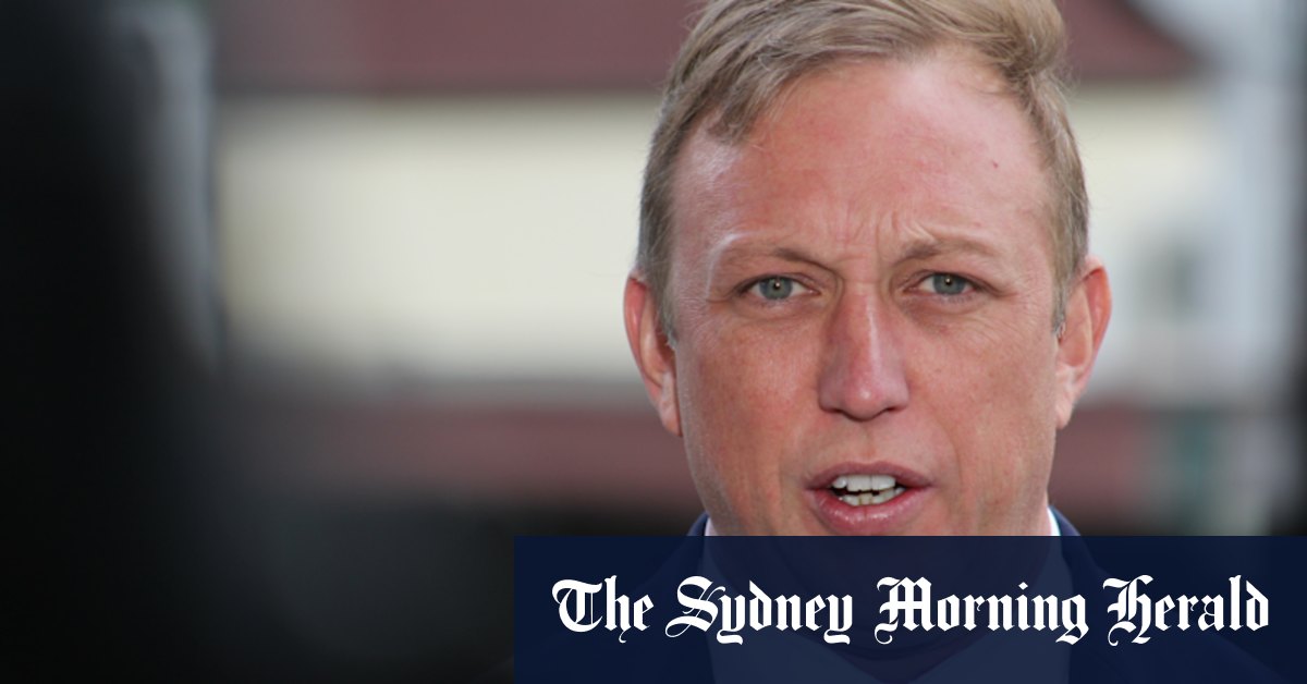 Labor refers health chief backflip to corruption watchdog