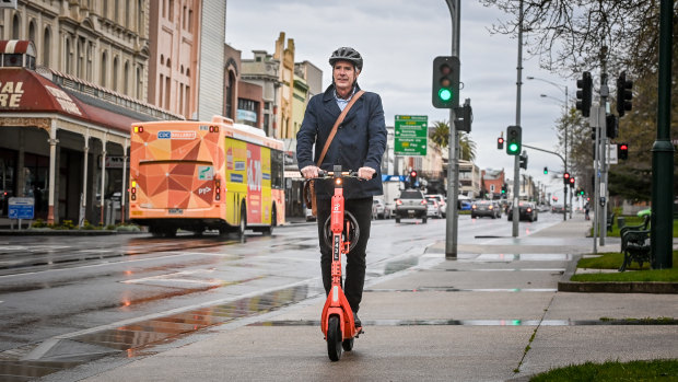 Forget the Melbourne CBD, e-scooters are charging ahead in the regions