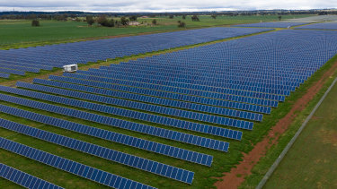 Grid Strife Threatens Australia S Green Power Switch Investors Say