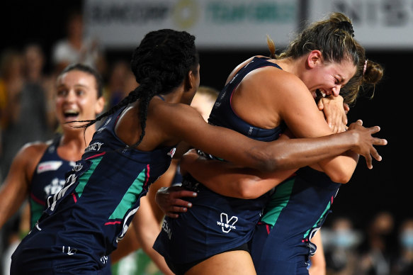 The Vixens celebrate.