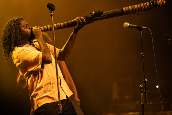 Yimila Gurruwiwi demonstrated his prowess on the didgeridoo.