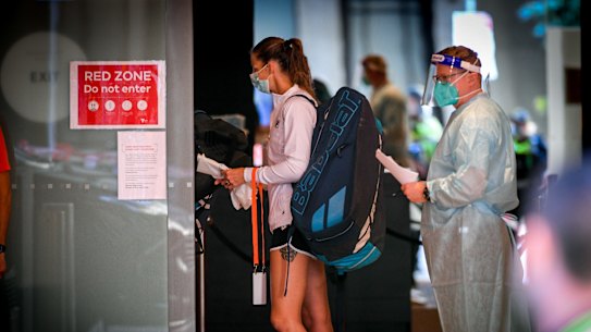 The Victorian government says it's not paying for the Australian Open hotel quarantine program.