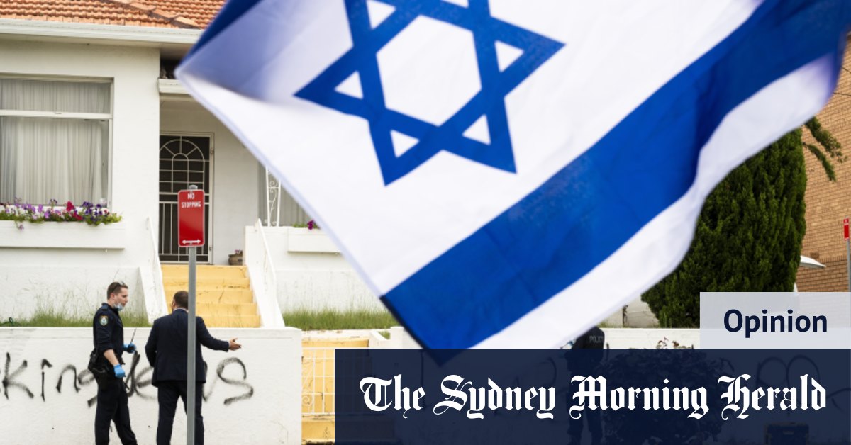 After a random explosion of racist abuse in Bondi, I’m questioning our social cohesion