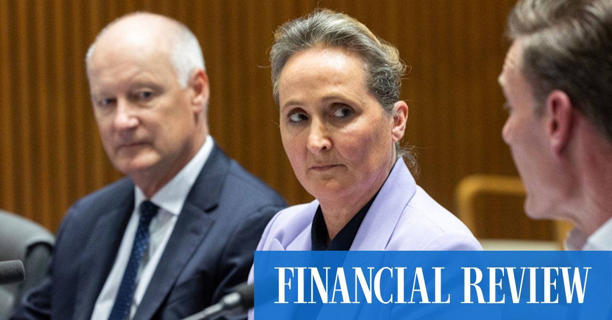 Richard Goyder's and Vanessa Hudson's Qantas moons the Senate - Vimarsana News