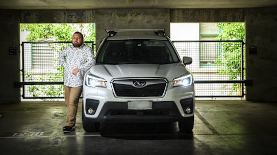 O funcionário da CBD, Bradley Dosser, alugou uma vaga de estacionamento permanente para quando viajar de sua casa em Caroline Springs.