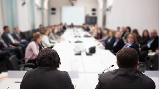 Too many people in a meeting can be a major drag on productivity.