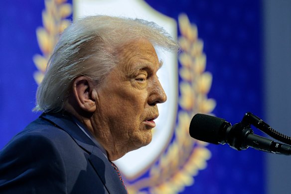 O presidente dos EUA, Donald Trump, no Fórum Econômico Mundial em Davos, Suíça, durante a semana.