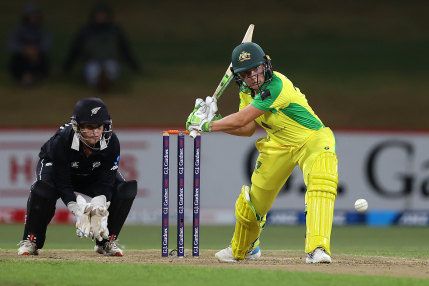 Alyssa Healy top-scored for Australia with 46 from 39 balls.