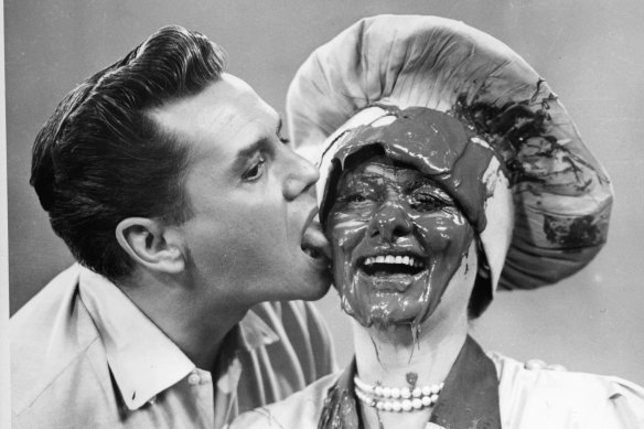 Desi Arnaz and Lucille Ball in a scene from I Love Lucy.