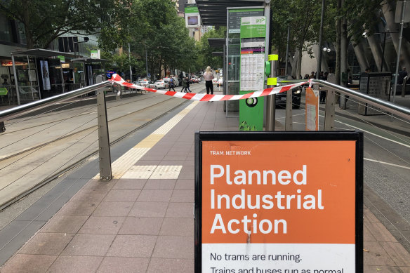 Yarra Trams and the public transport union have reached an agreement that will prevent industrial action during the Grand Prix. 