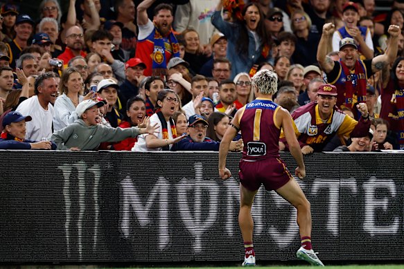 Kai Lohmann celebrates a goal.