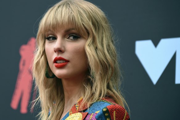 Taylor Swift was on hand to launch the event. 