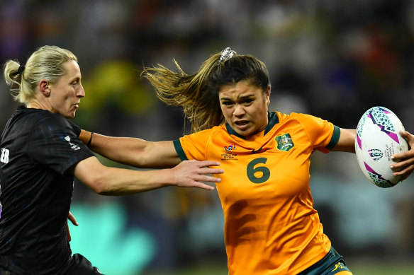 Alysia Lefau-Fakaosilea  in the sevens World Cup final in Cape Town.