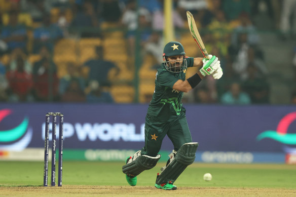 Rizwan drives as Pakistan struggles to keep up with the run rate.