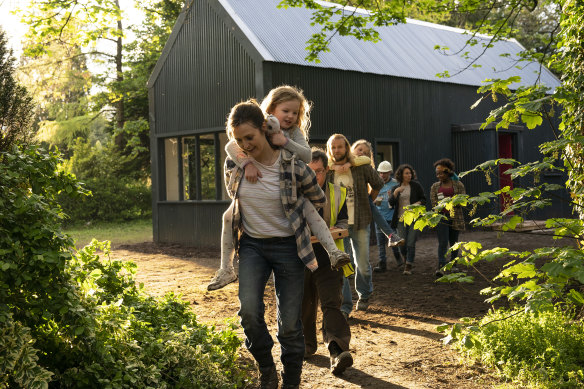 Claire Dunne plays Sandra, a homeless woman who builds a home, in Herself.