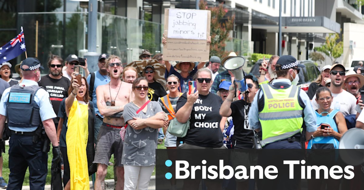 Anti-vaccination mandate protesters encircle National Press Club - Vimarsana News