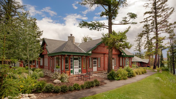 smh.com.au - Julietta Jameson - Legendary Canadian lodge gets a $100 million revamp