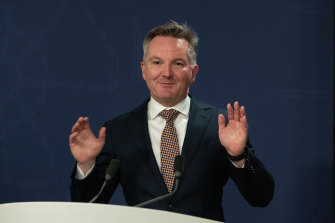 Federal Energy Minister Chris Bowen said he backed AEMO’s suspension of the electricity market.