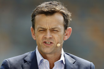 Tough decisions: Former Australian vice-captain Adam Gilchrist says Cricket Australia must move quickly to resolve the question of Justin Langerâ€™s future.