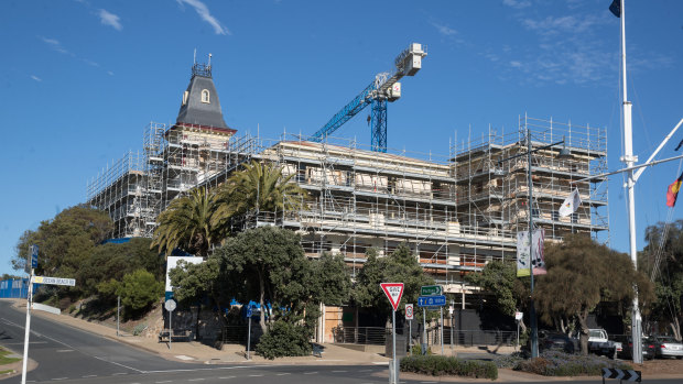 Development has halted at Sorrento's Continental Hotel.