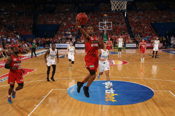Perth Wildcats start the new season as defending champions. 