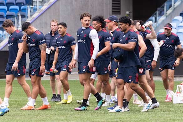 Roosters players train at Allianz Stadium on Monday.