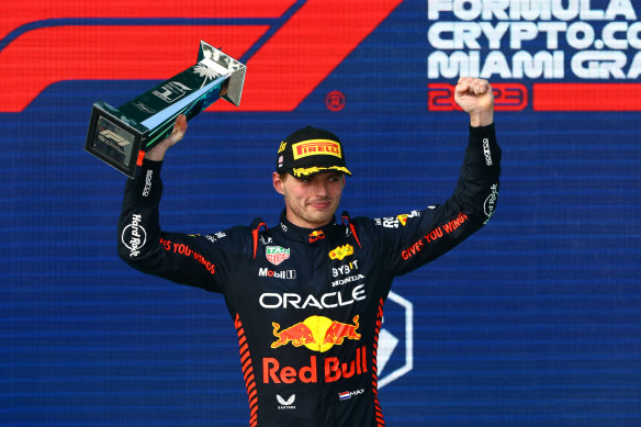 Max Verstappen extended his lead in the drivers’ championship.
