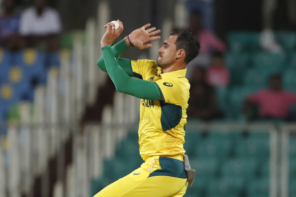 Mitchell Starc bowled four wides in his first five deliveries.