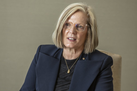 Lucy Turnbull said the Australian Club issue had become a very personal one for her, with both her father and grandfather from the prominent Hughes legal and political dynasty, having been long-term members.