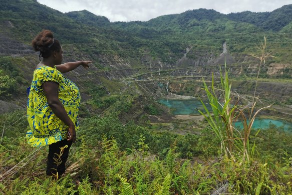 People who live close to Bougainville’s abandoned Panguna mine have been pushing for Rio to fund a clean-up.
