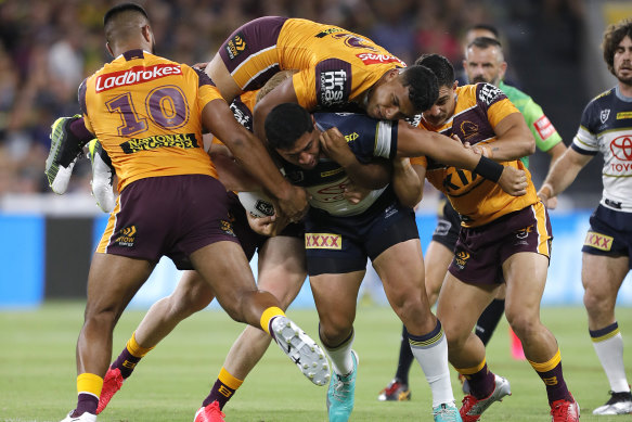 Border closures currently affect more than 150 NRL players and staff in Queensland.