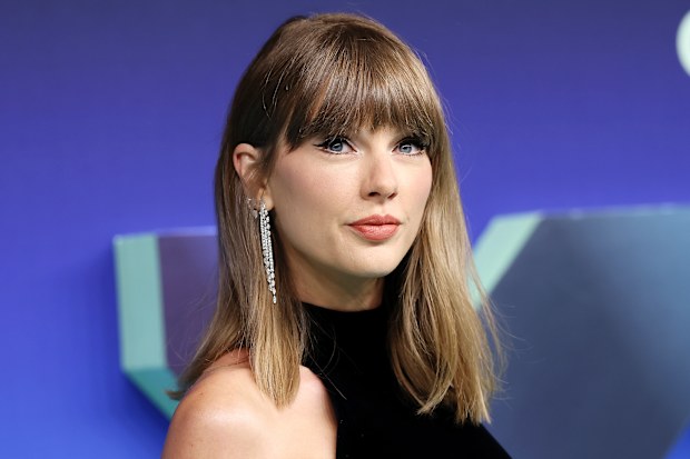 Taylor Swift arrives at the MTV Video Music Awards on Sunday, Sept. 27, 2026, at the Peacock Theater in Los Angeles.