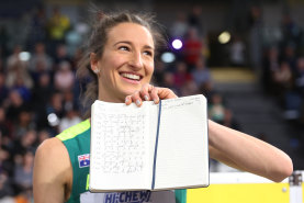 Olyslagers with her notebook after the win.