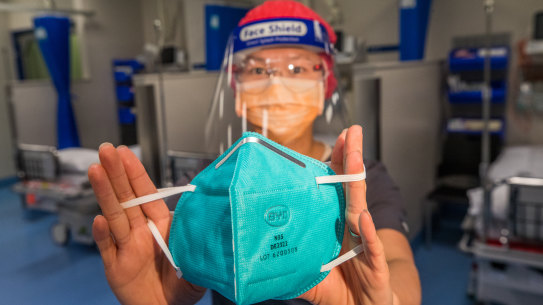 New advice from the WHO has reingnited the debate on airborne transmission of COVID-19 and mask-wearing.