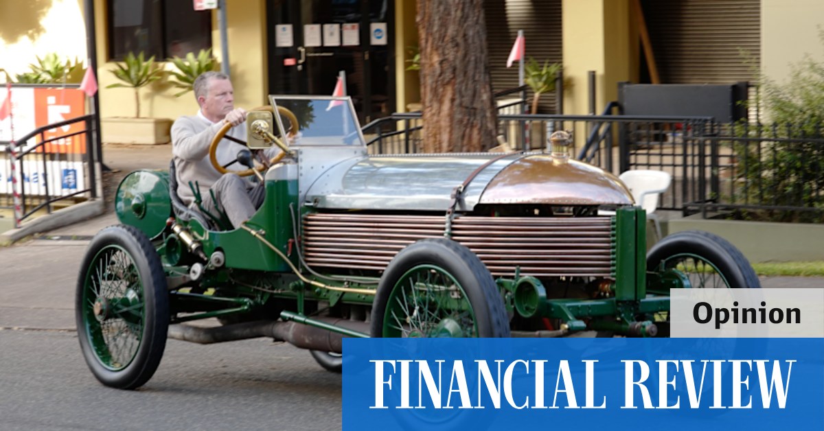1904 Napier L48 expected to fetch up to $2.25m when it is auctioned by Halcyon Auctions in March - Vimarsana News