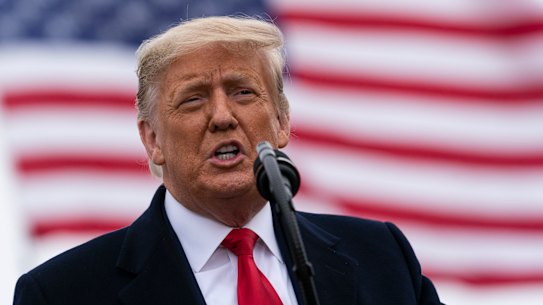 Twitter has banned Donald Trump.