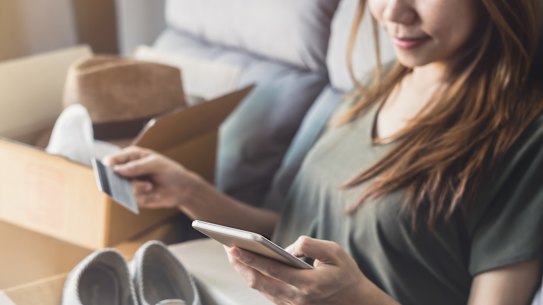 There has been a surge in online shopping in Sydney and Melbourne during the 2021 lockdowns 