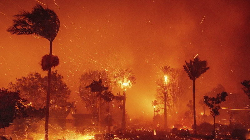New blaze erupts in Hollywood Hills as Los Angeles fires rage