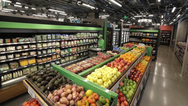 Fruit and vegetables are not weighed, there are set prices for each individual item.