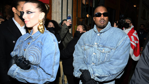 The couple that denims together...breaks up after six weeks.