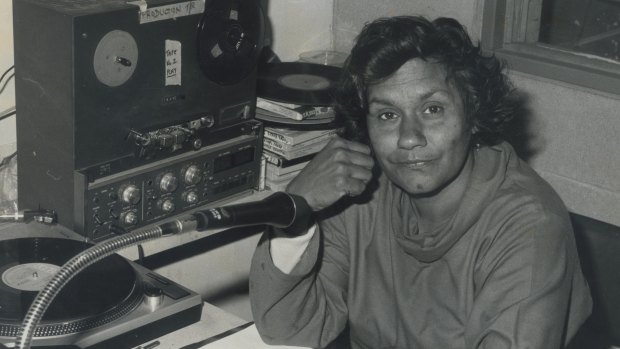 Pioneer: Freda Glynn at CAAMA Studios in 1984. Courtesy: Batty Collection. 
