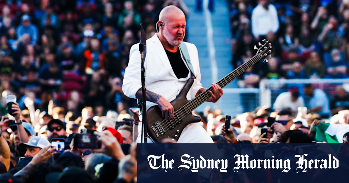 Bassist of iconic 2000s band Limp Bizkit dies aged 48