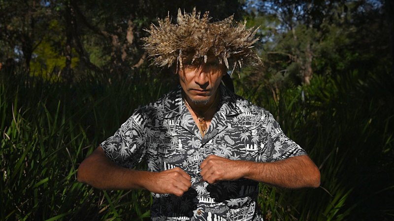 In a Sydney warehouse, this Rapa Nui sculptor from Easter Island holds a tragic history