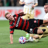 Wanderers beat Jets to maintain unbeaten record