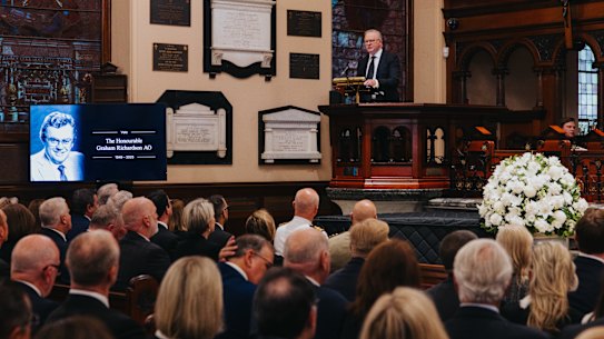 Anthony Albanese delivers the eulogy for Graham Richardson.