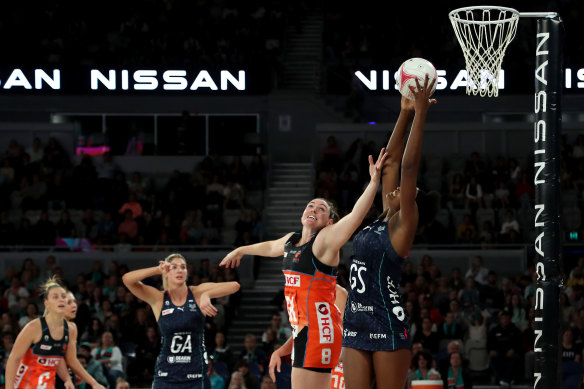 The Giants beat the Vixens for the first time in 1092 days on Sunday. 