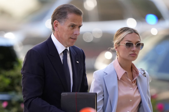 Hunter Biden arrives at the court with his wife, Melissa Cohen Biden.