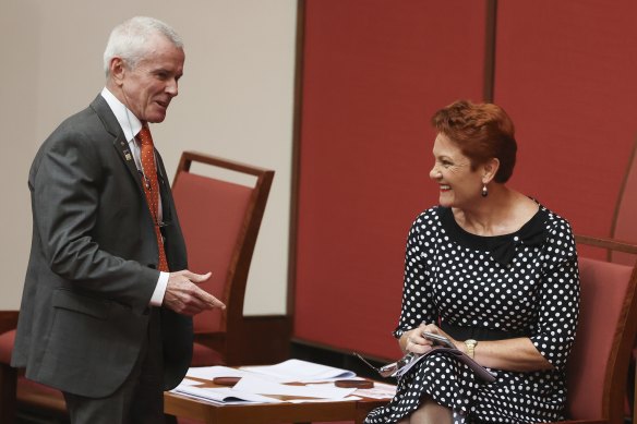 One Nation Senator Malcolm Roberts wants to force casuals to ask for conversion rights.