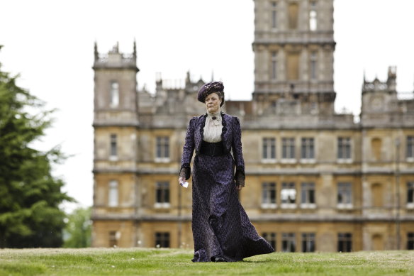 Dame Maggie Smith of Downton Abbey dies aged 89