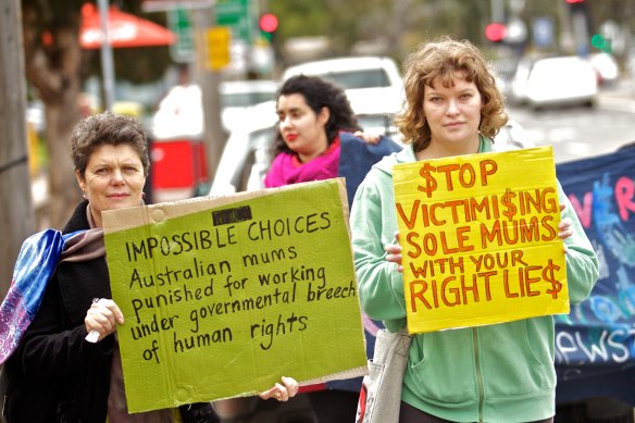 A protest against cuts to the single parent payment outside then-Prime Minister Julia Gillard's office in Werribee in May 2013.